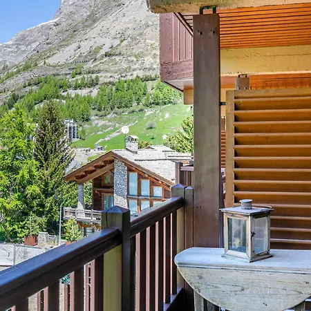 19m², Balcon, Acces Pistes - *